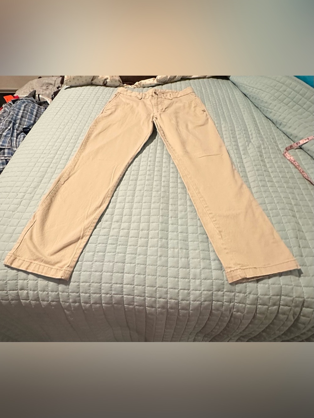 Men’s Old Navy Slim 30X30 Chino Pants in Light Beige